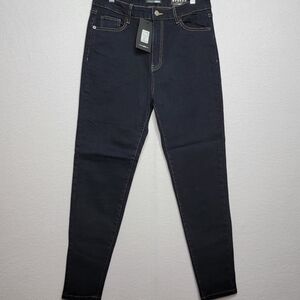 Fashion Nova Women's Black Jeans SIZE 11. #879